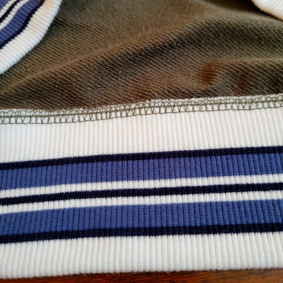 Tommy Jeans Embroidered Flag Logo Cropped Sweatshirt.New - Picture 2 of 14